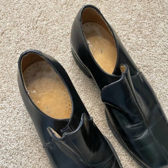 John Fluevog black leather block heel chunky slip on loafer size 8 main image 4